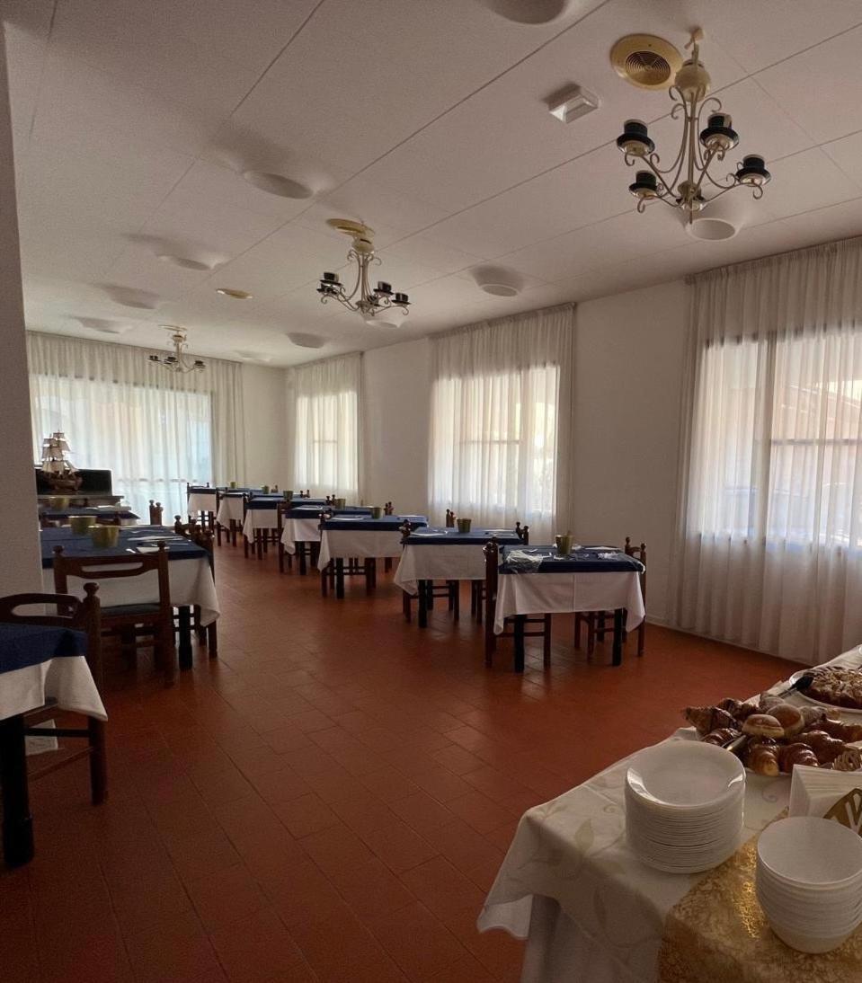 Hotel Villa Dei Fiori Bellaria-Igea Marina Luaran gambar