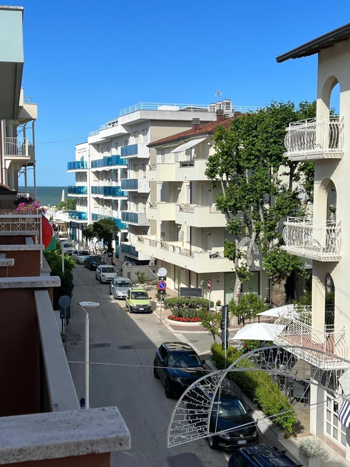 Hotel Villa Dei Fiori Bellaria-Igea Marina Luaran gambar